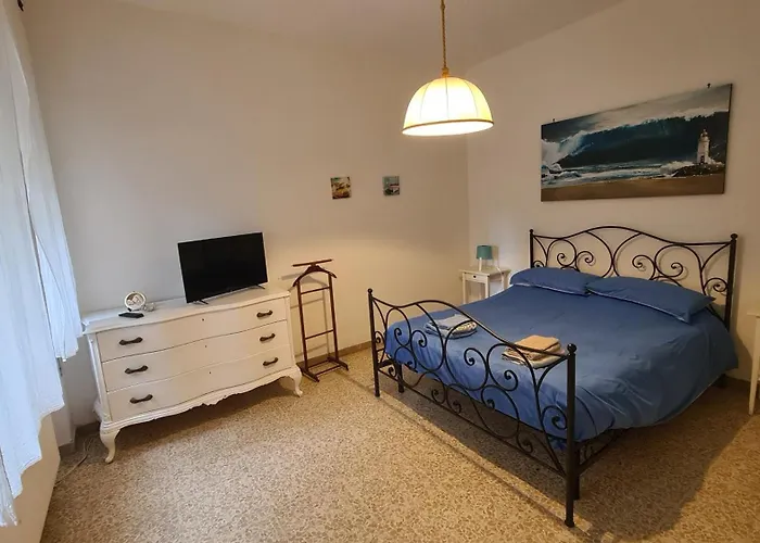 A Due Passi Dal Mare